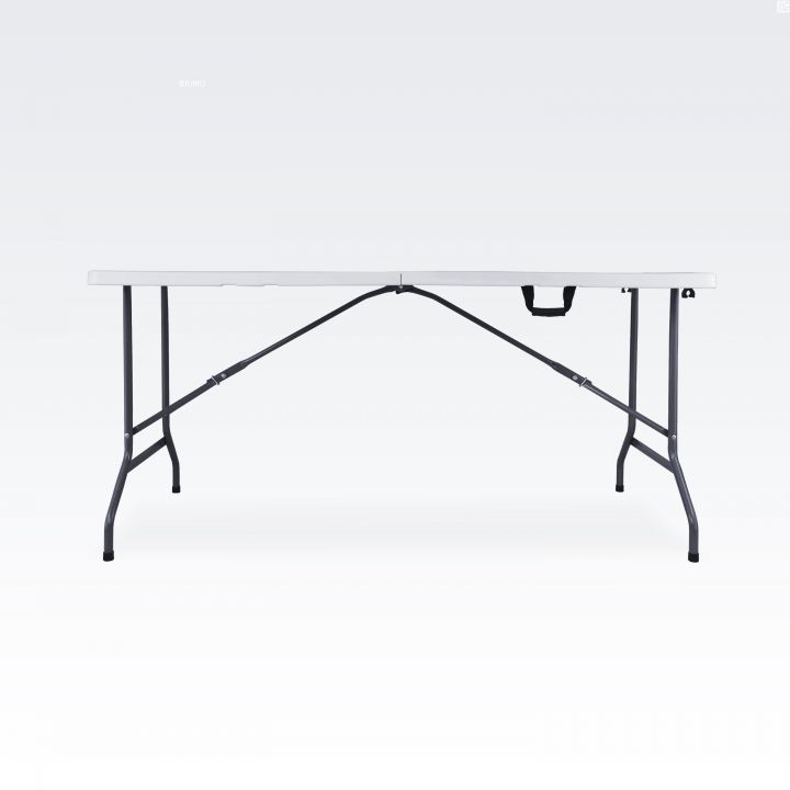 saliekamais galds pie sienas